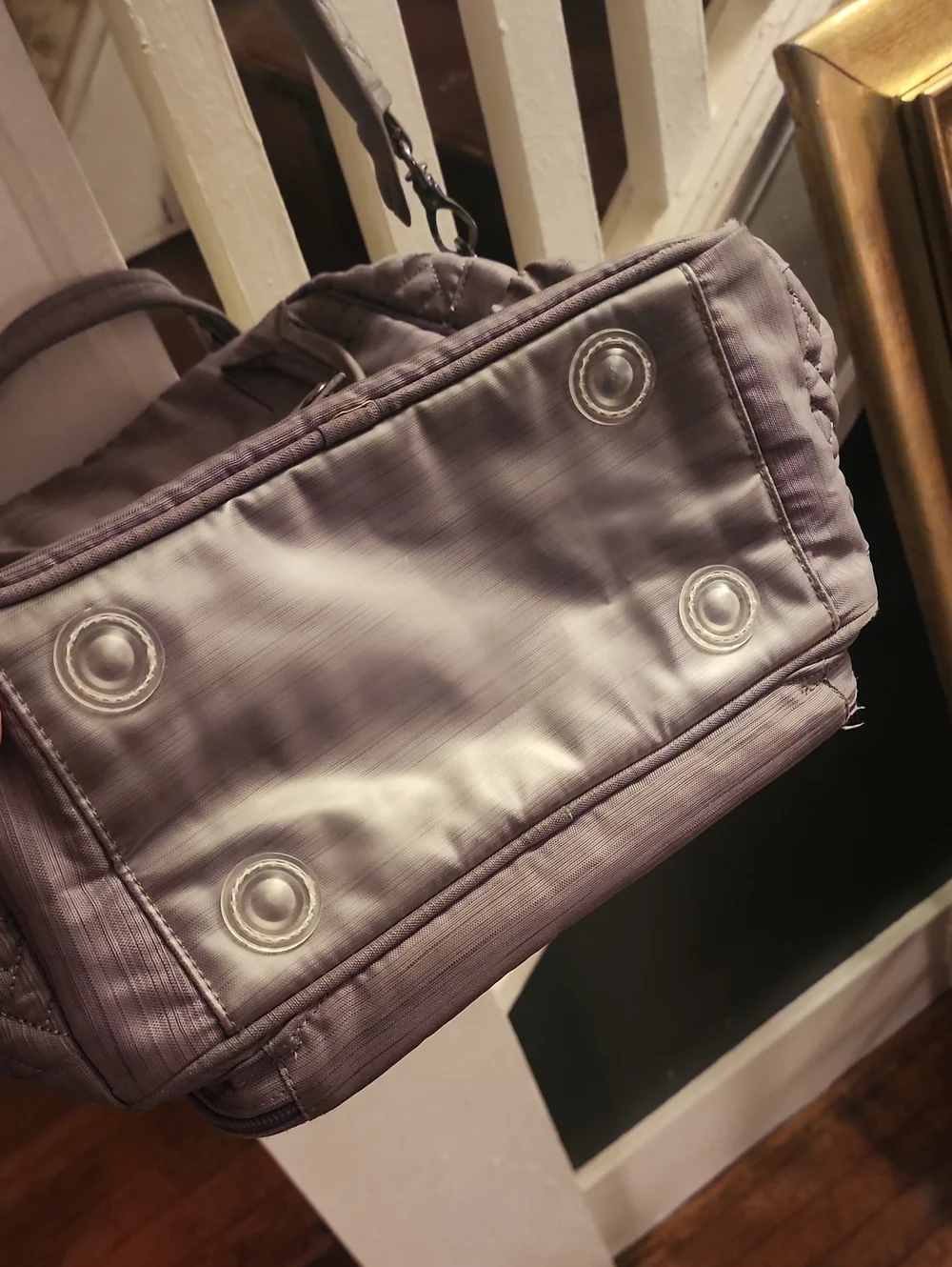 lug quilted light